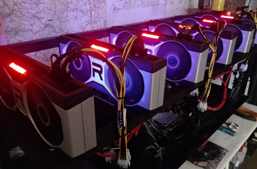 AMD: Test těžební (mining) sestavy Reference AMD RX 6700 XT v HiveOS
