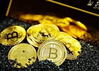 600 BTC z roku 2010 se probudilo. Tehdy na těžbu stačil počítač